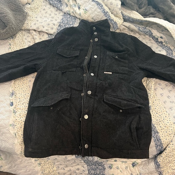 Coats - Picture 3 of 4